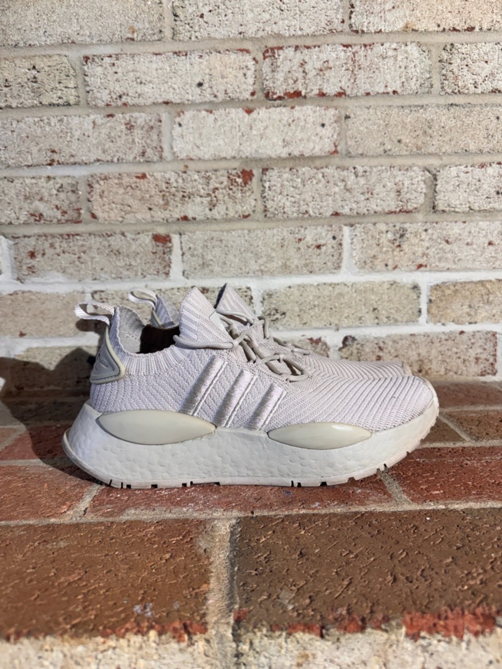 Women’s Adidas chunky lifestyle sneaker